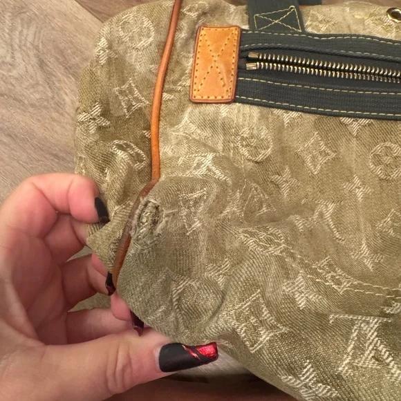 Louis Vuitton Limited Edition Monogramouflage Denim Jasmine Bag - Picture 6 of 13